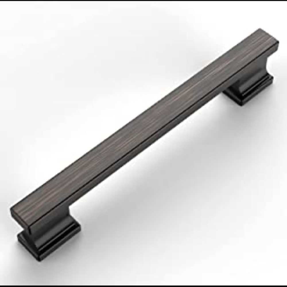 OIL-BRUSHED LIGHT BRONZE, BLACK CABINET PULLS